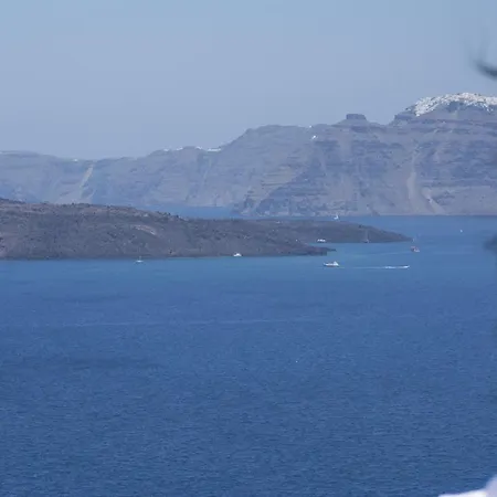 Blu * Akrotírion